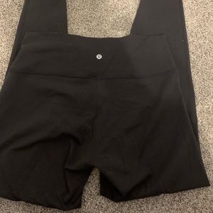 Size 12/14 lululemon legggings black